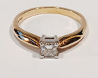 Ladies 18ct 0.33ct Princess Cut Diamond Solitaire Ring