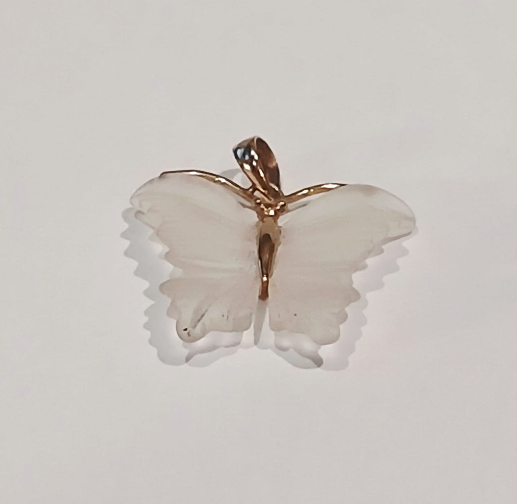 9CT YELLOW GOLD 1.1G CARVED OPAQUE WHT BUTTERFLY PEND | PRE OWNED