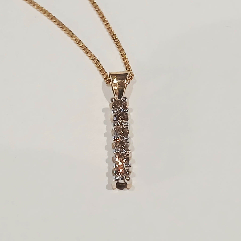 9CT YELLOW GOLD 0.5G 6 DIA CLW SET BAR PEND | PRE OWNED