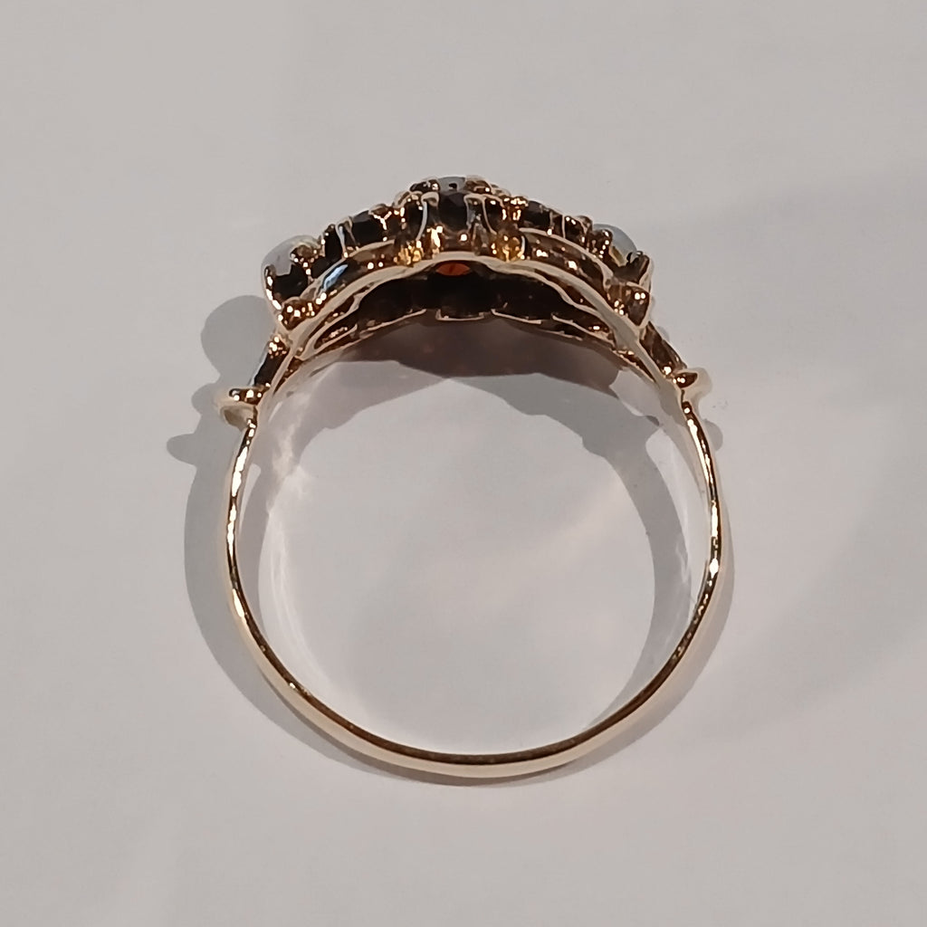 9YG 2.9G 6 GARNET & 3 OPAL CLUSTER RING P | PRE OWNED