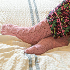 SALMON PINK CHUNKY CABLE KNIT SOCKS