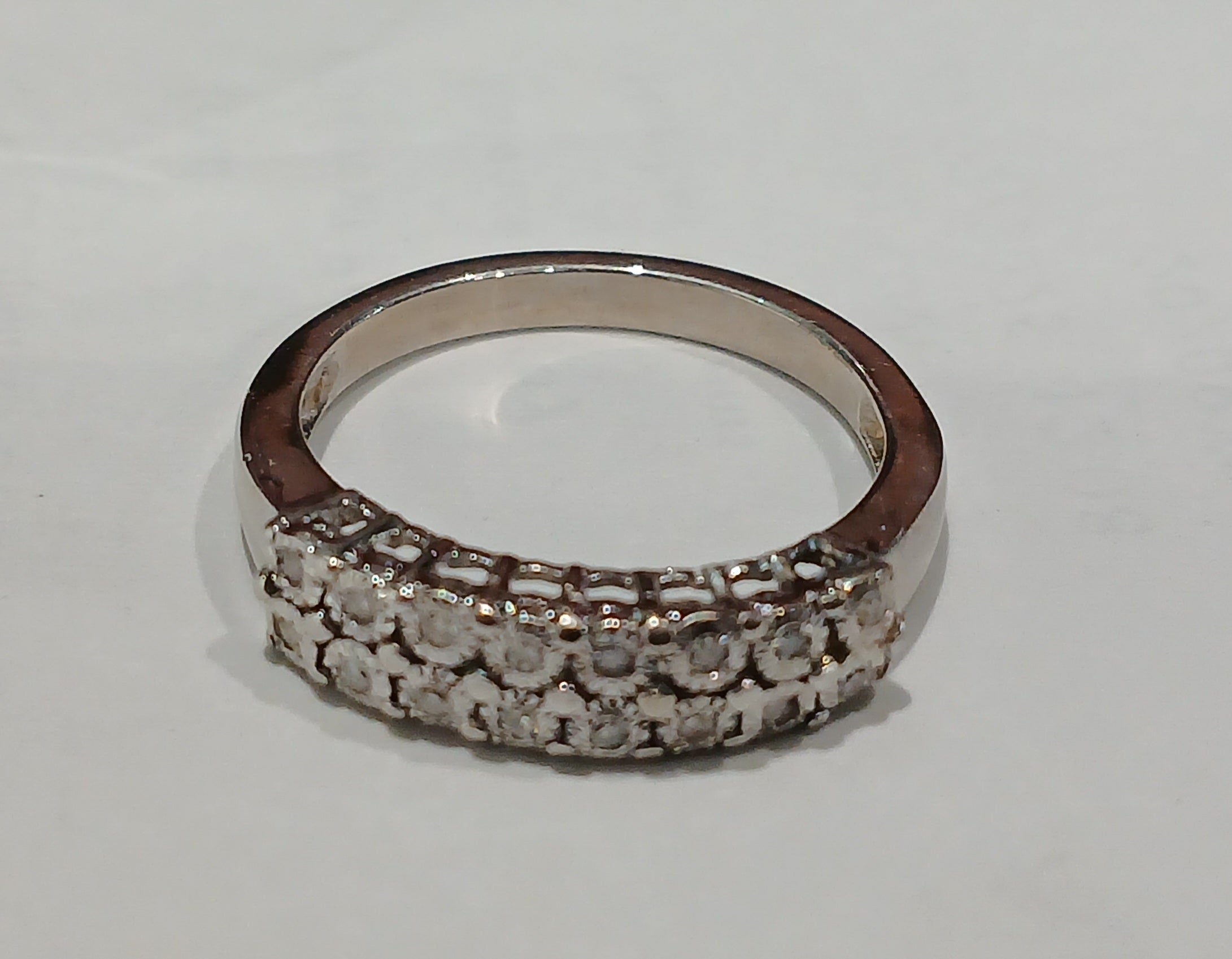 Ladies 9ct White Gold Diamond Eternity Ring