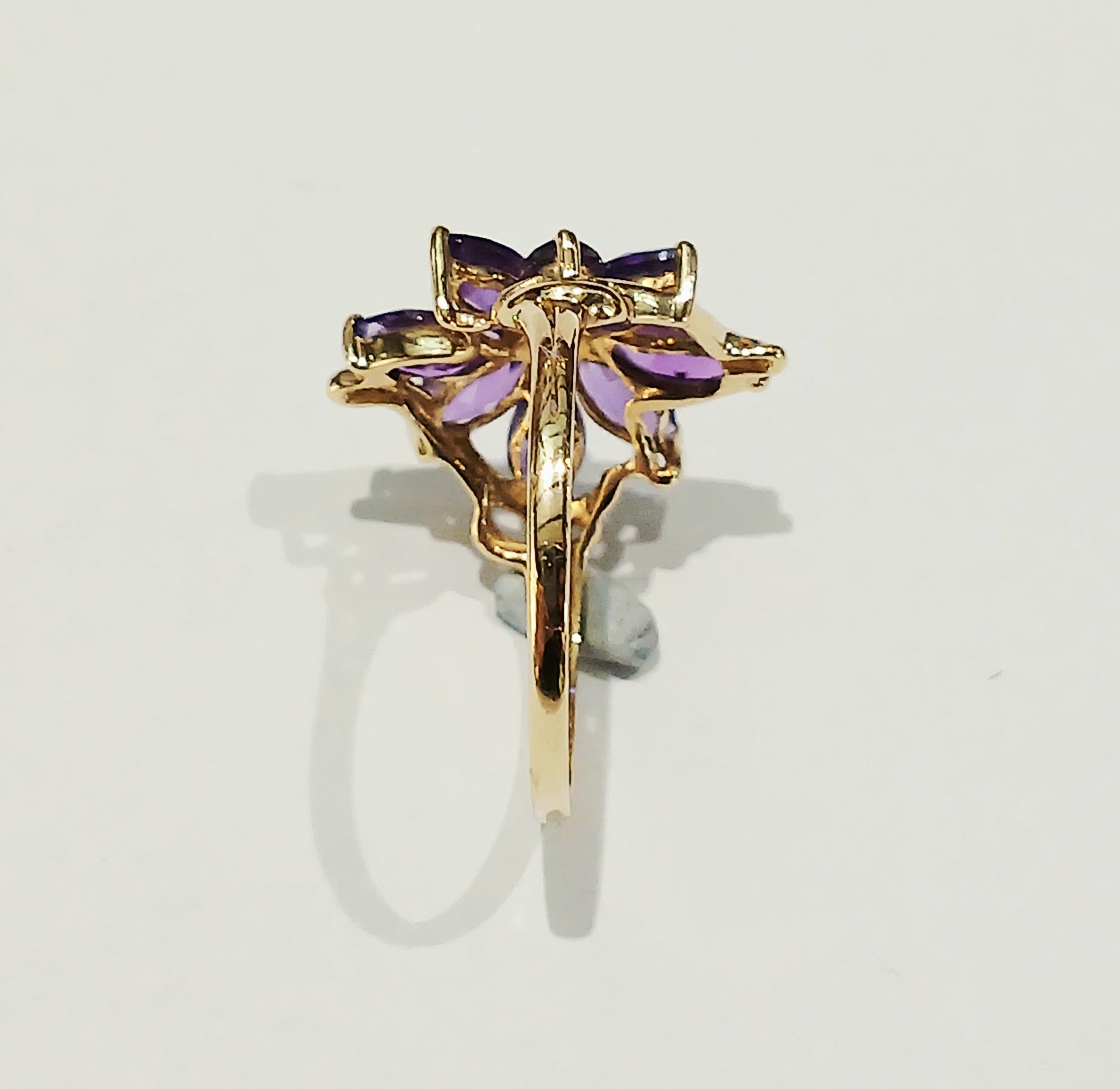 9YG 2.6G 8 AMETHYST & DIA FLOWER CLUSTER RING S | PRE OWNED