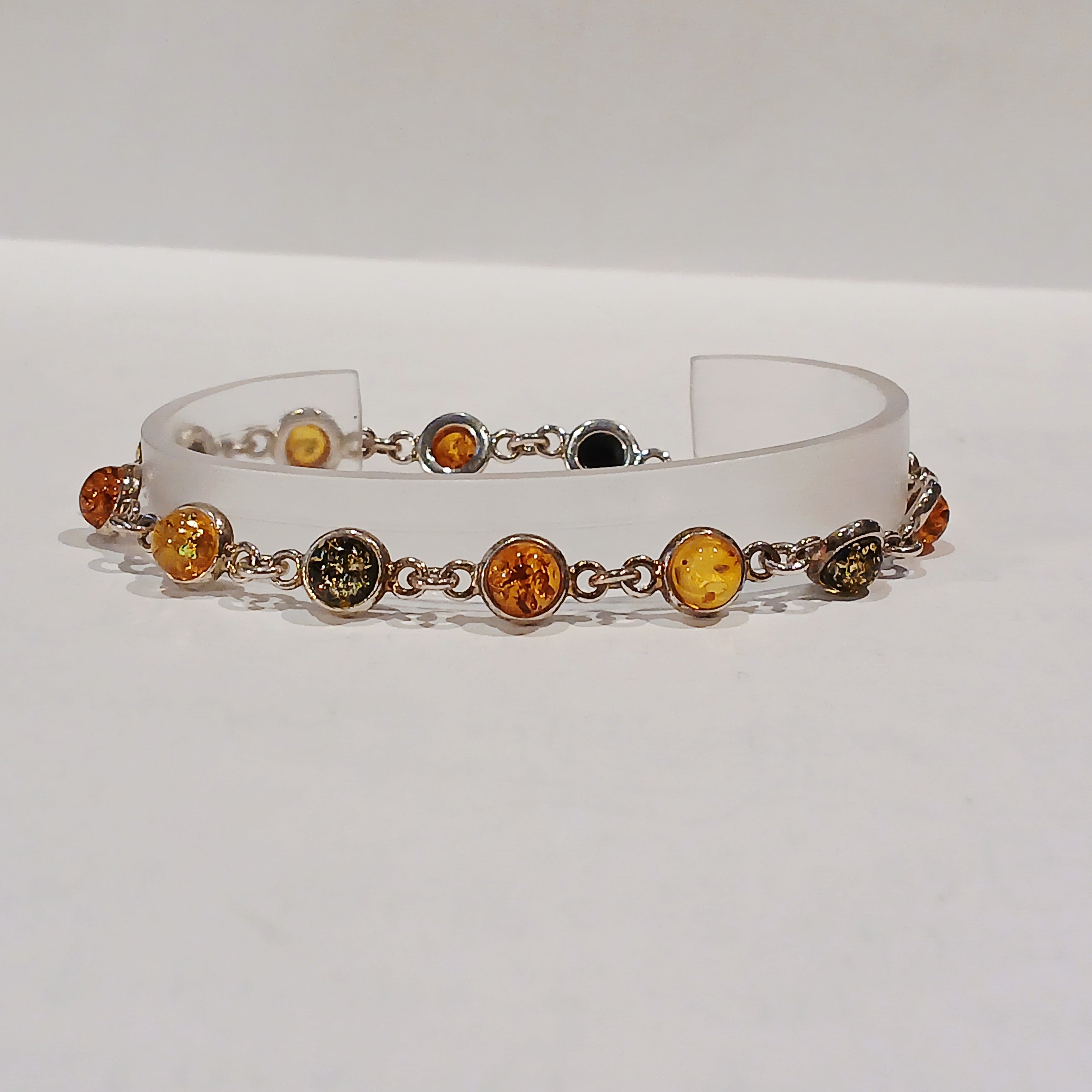SILVER MULTI COLOUR 12 AMBER RND STONE BLET