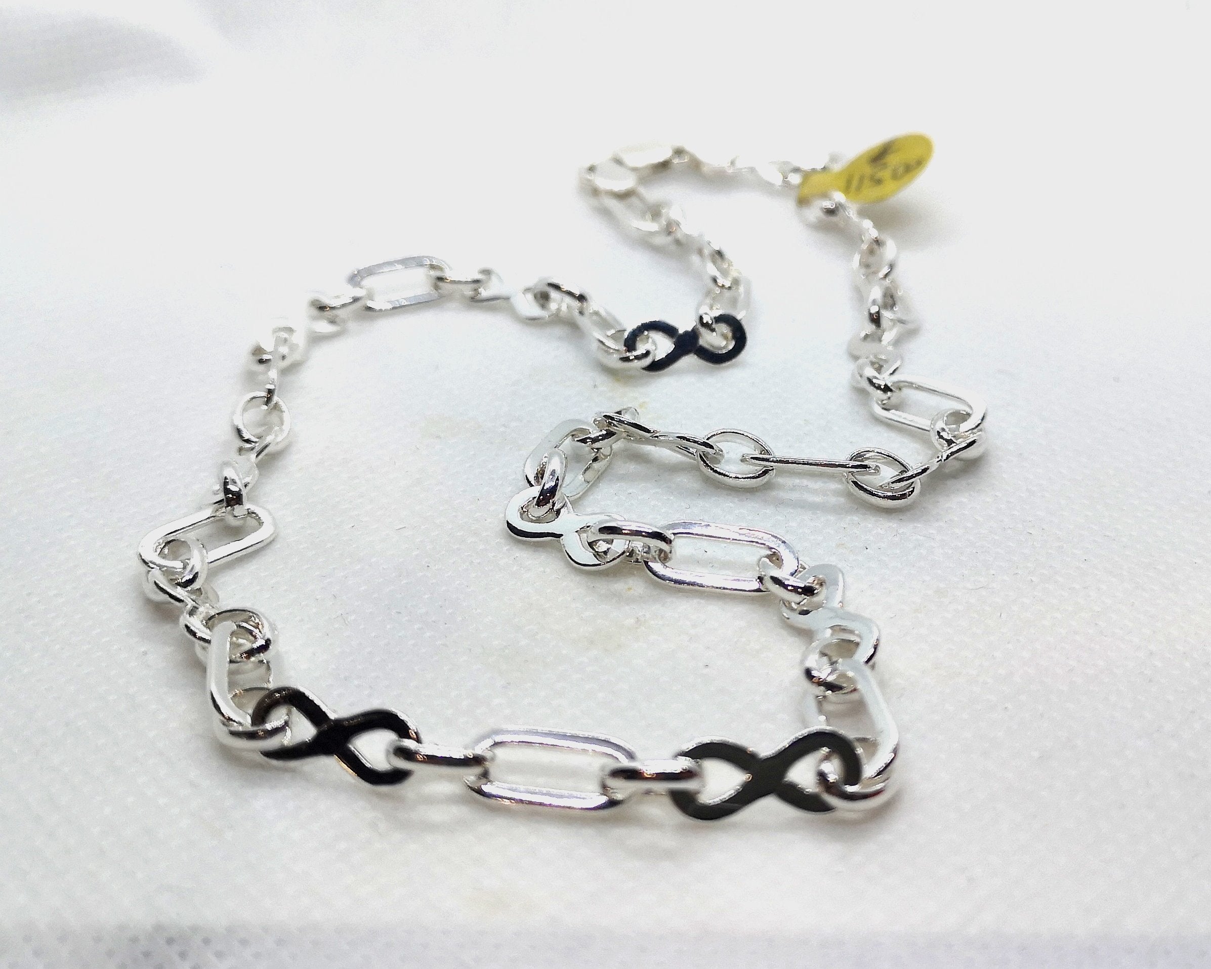 SILV 18" OVAL BELCH & FIG OF 8 ALT LINK N'LET