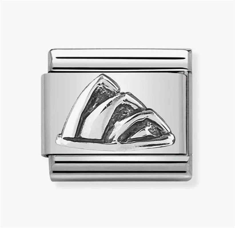 330105/24 NOM SILV SHINE OPERA HOUSE - MONUMENTS