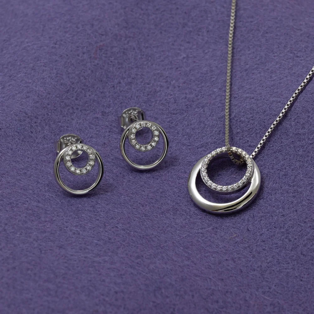 SILVER PAVE CIRCLES PENDANT & CHAIN | 34297
