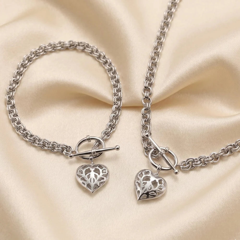 SILVER HANGING HEART OF YORKSHIRE T BAR BRACELET