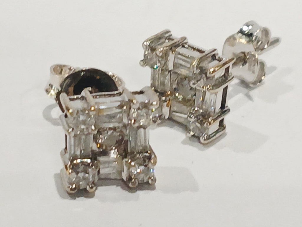 18WG 2.0G DIAMOND SET SQUARE STUD EARRINGS | PRE OWNED