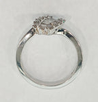 18WG 3.3G 0.37CT BAGUETTE & ROUND DIAMOND TWIST STYLE RING J | PRE OWNED