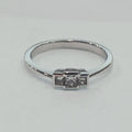 18WG 3.1G 3 PRINCESS CUT DIAMOND TRILOGY RING P | PRE OWNED