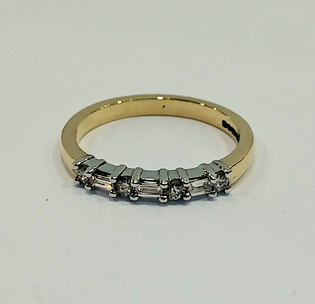 18YG 2.7G 0.30CT BAGUETTE & ROUND DIAMOND HALF ETERNITY RING L | PRE OWNED