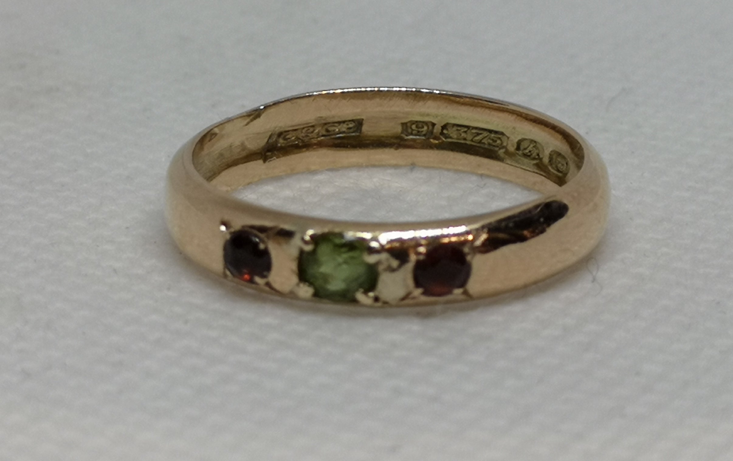 9YG 2.0G GARNET & GRN ST. RING T | PRE OWNED