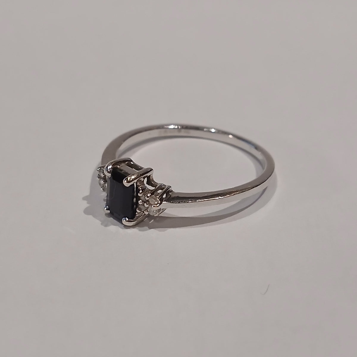 9WG 1.9G 3 RECT SAPPHIRE & 8 DIAMOND DRESS RING Q | PRE OWNED