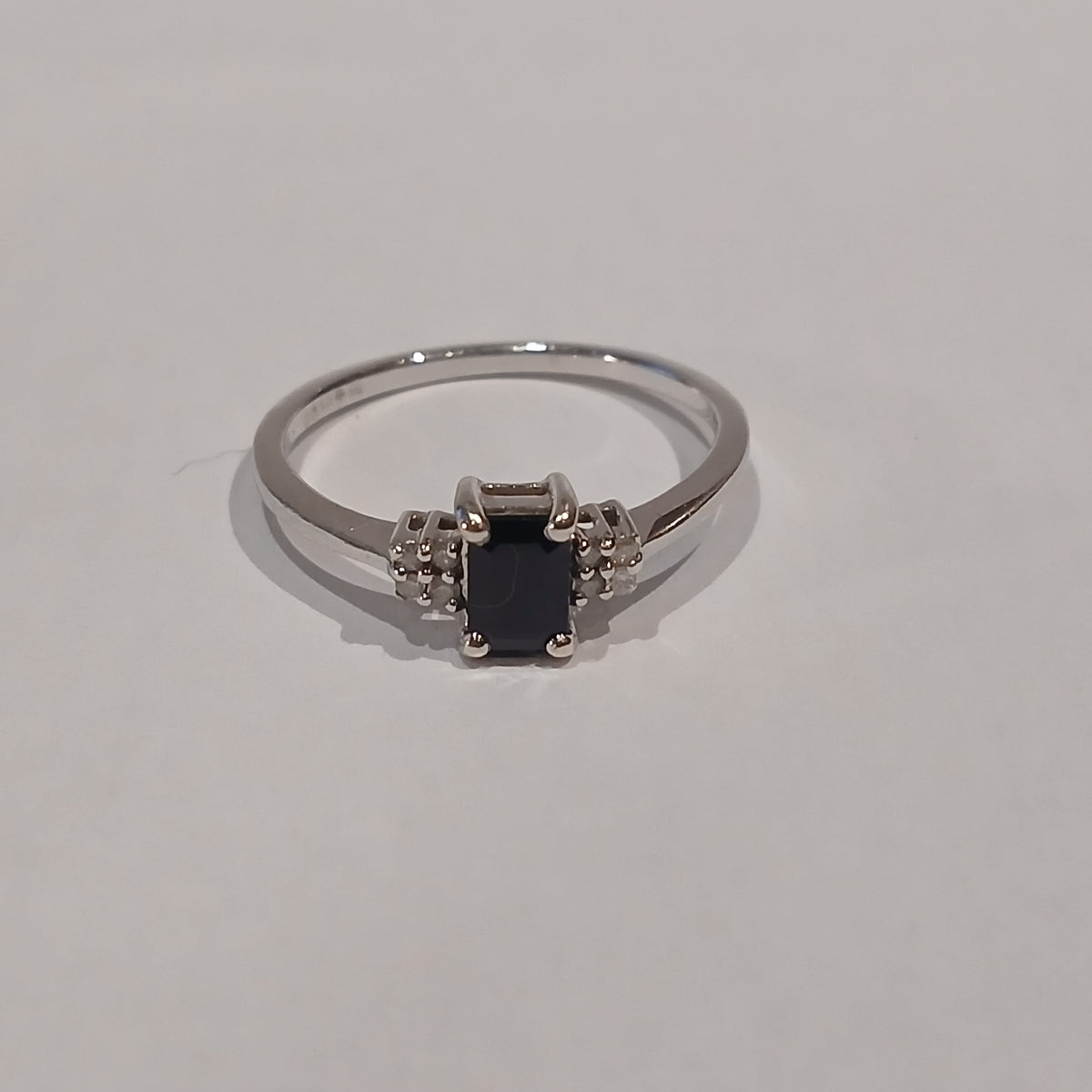 9WG 1.9G 3 RECT SAPPHIRE & 8 DIAMOND DRESS RING Q | PRE OWNED
