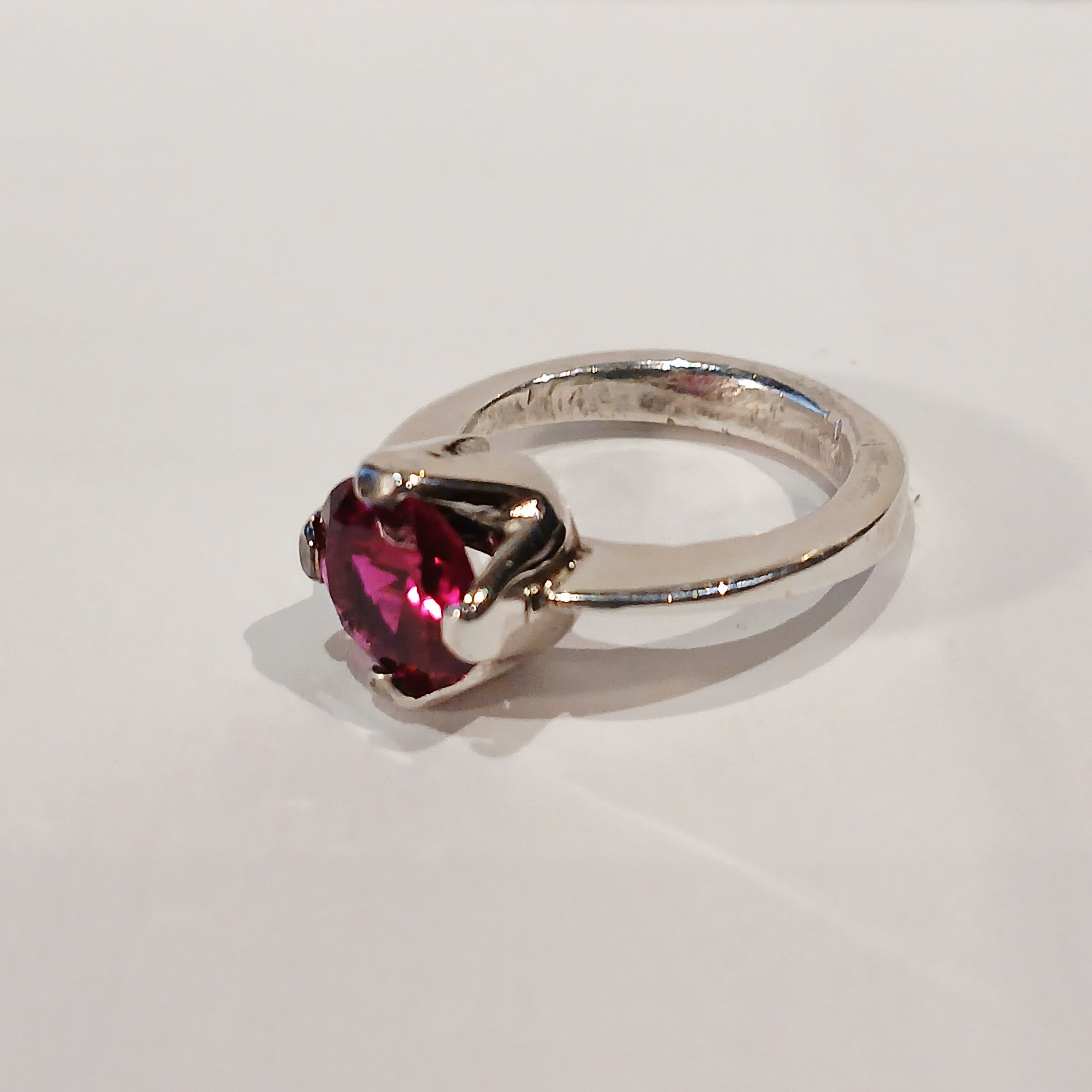 SILVER 5.6G ROUND DEEP PINK CZ SOLITAIRE RING L | PRE OWNED