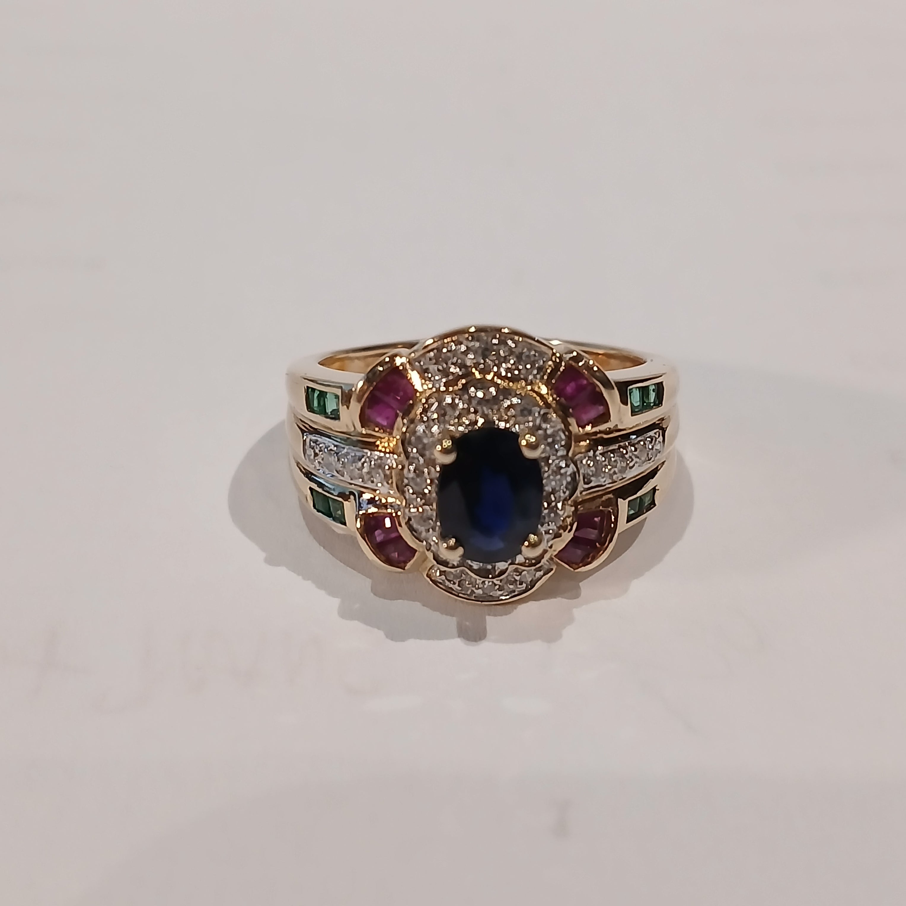 9YG 4.6G OVAL SAPPHIRE, RUBY, EMERALD & DIAMOND CLUSTER RING Q1/2 | PRE OWNED