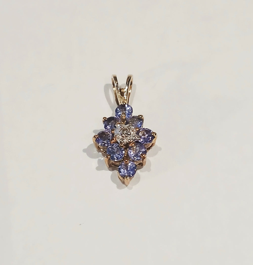9CT YELLOW GOLD 0.7G 8 RND TANZ & DIA CLUSTER PEND - | PREOWNED