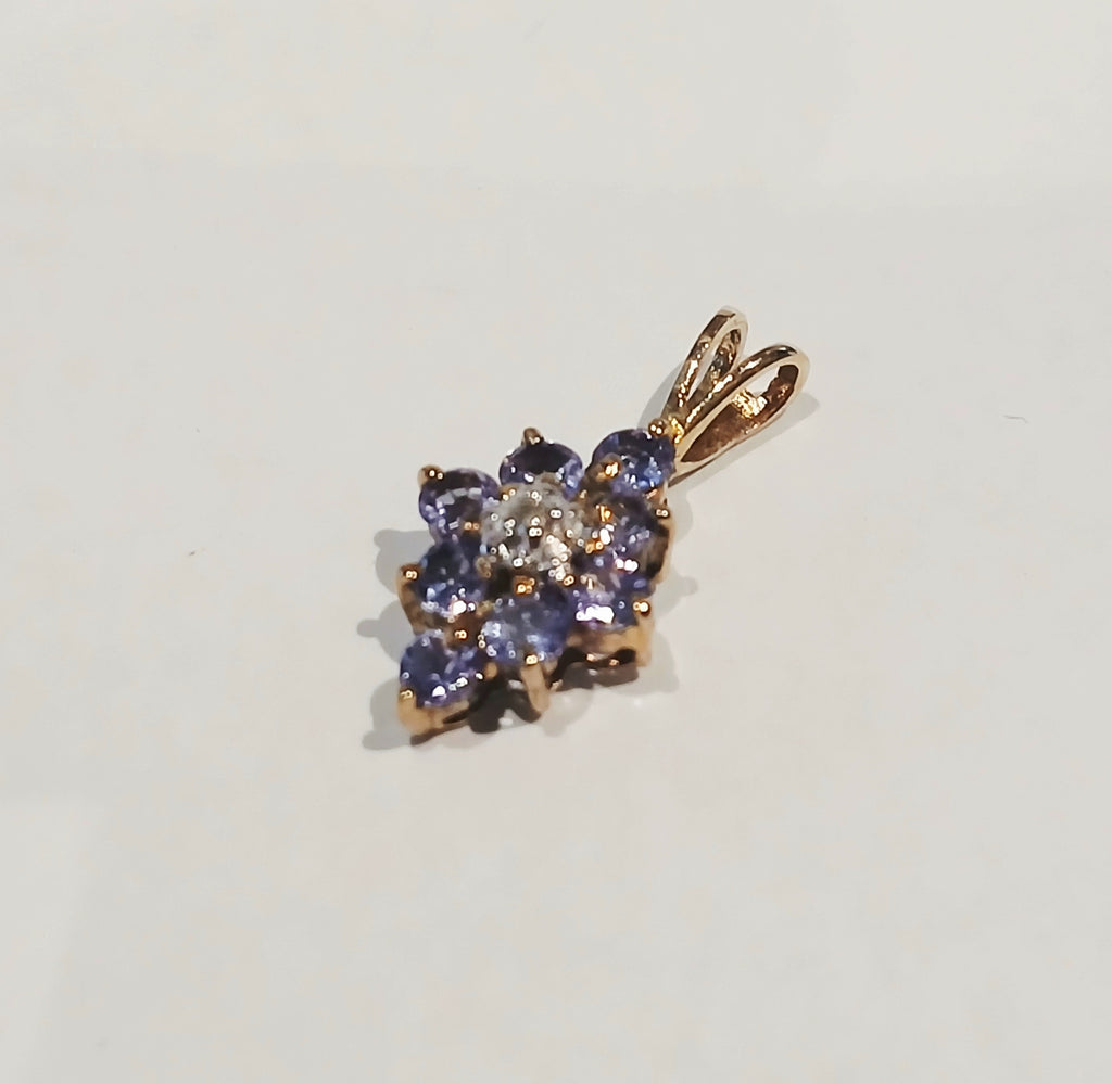 9CT YELLOW GOLD 0.7G 8 RND TANZ & DIA CLUSTER PEND - | PREOWNED