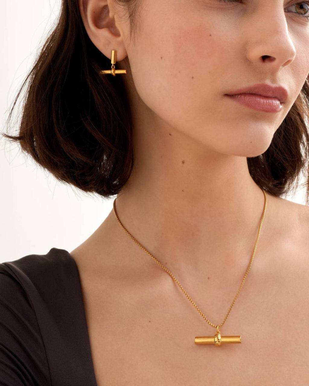 THEMIS LARGE T BAR GP NECKLET by KATIE LOXTON