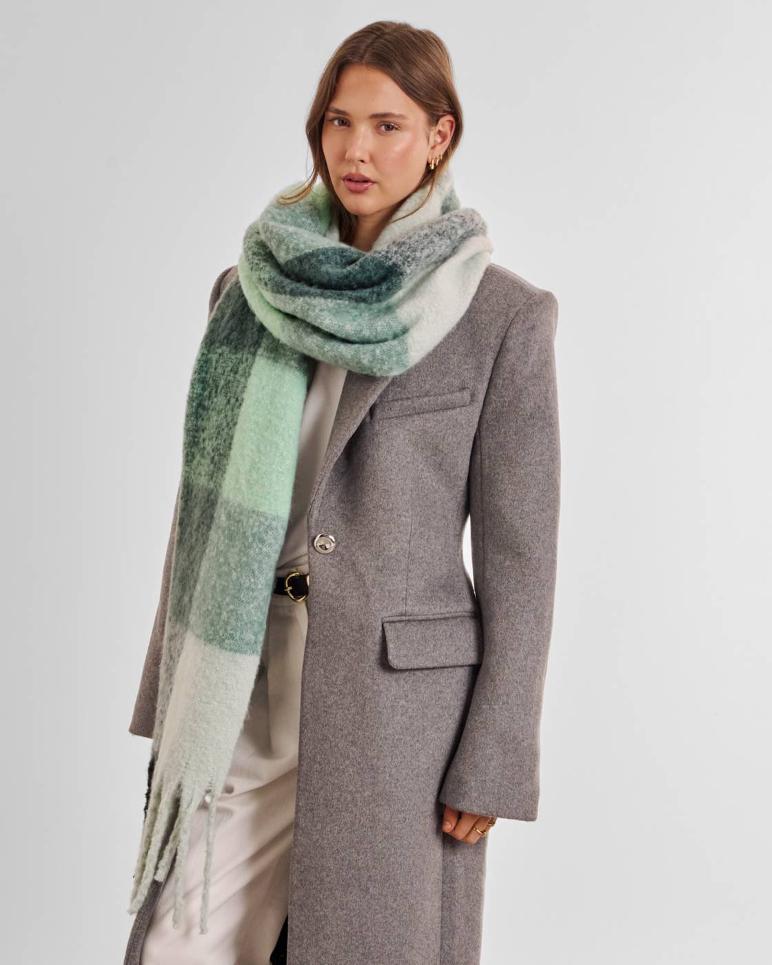 GREEN & GREY CHECKED TASSLE WINTER SCARF