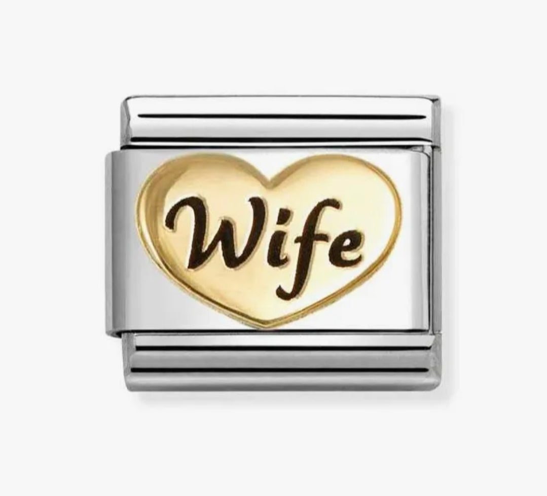 030285/82 NOMINATION WIFE ENAMEL HEART CHARM