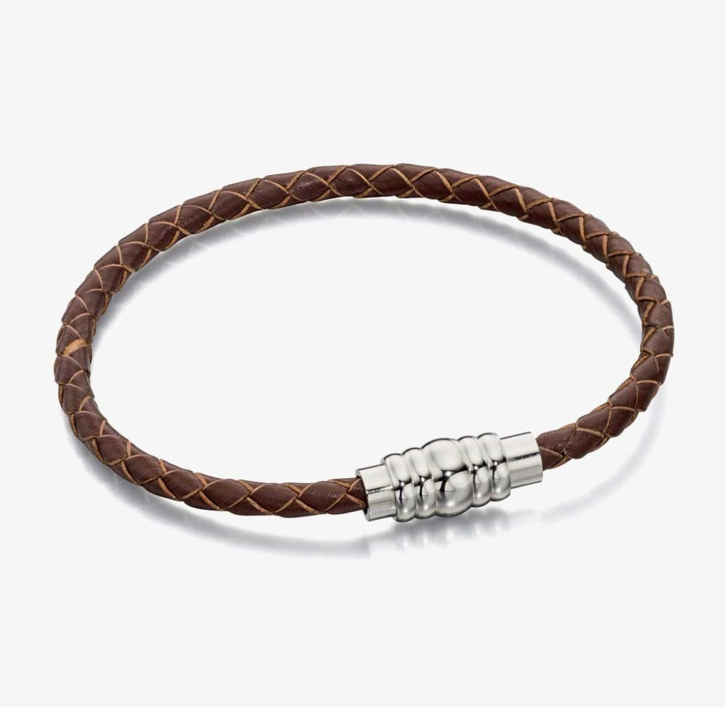 BROWN SKINNY LEATHER BRACELET WITH MAGNETIC CLASP by FRED BENNETT