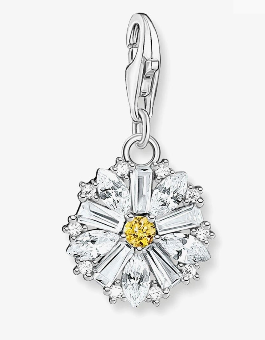 T SABO SILV WHT & YELLOW CZ FLOWER CHARM